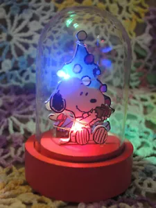 Peanuts Snoopy Lighted Miniature Glass Dome by Kurt Adler - Picture 1 of 4