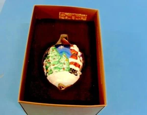Jay Strongwater 2024 Christmas Delivery Glass Ornament SDH20095-250 - Picture 1 of 7