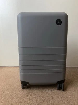 Equipaje de mano Monos Foto 1 de 4