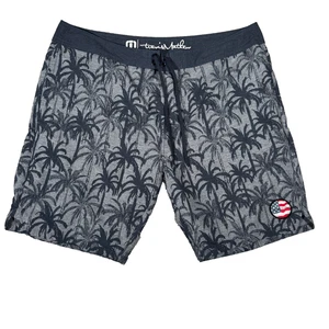 Travis Mathew Boardshorts Gr. 42 Surfen Schwimmen Freizeit Herren Palmen Flagge grau - Bild 1 von 7