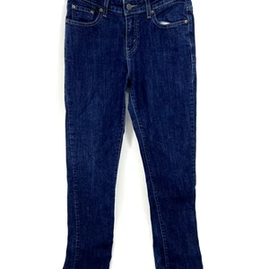 Pantalones de mezclilla ajustados lavados oscuros Levi's 524 talla 8 - Imagen 1 de 11