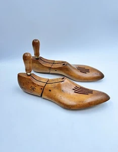 Antique 1st Gen 1904 Wooden Shoe Trees Stretchers Miller OAM Co., Fully Restored - Picture 1 of 15