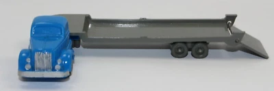 sw1273, Alter WIKING Tieflade mit White Zugmaschine Unverglast 50er Jahre 1:87 - Bild 1 von 4