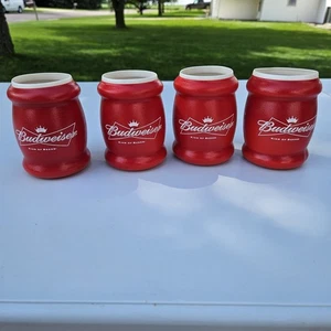 4 Porta Lattine Koozie Vintage Rosso Budweiser Birra Tufoam Cooler Coozie Foam - Foto 1 di 8