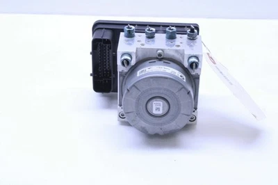 Bomba de freno ABS BMW 335i 435i 340i 440i M235i 2014-2020 34516897117 OEM usada Foto 1 de 4