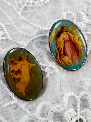 Angel Pins Two Guardian Angel Pins Pinbacks Lapel Pins Gold Tone Lovely - Image 1 of 4
