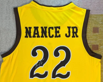 Larry Nance Jr. Camiseta NCAA autografada Wyoming Cowboys NBA EUA - Imagem 1 de 4