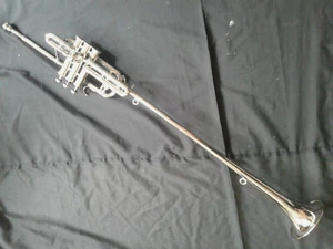 NEW MONTH SALE Brass Flag Trumpet Nice Finish Bb Pitch Along With Mouthpiece - Picture 1 of 4