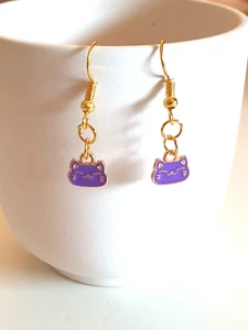 😺Sweet Purple Enamel Kitty Cat Gold Plated Earrings😺 - Picture 1 of 8