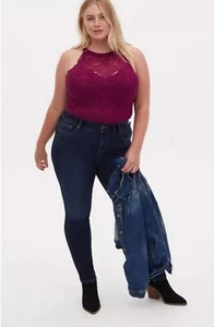 Body de encaje tórrido cuello alto talla grande 1X púrpura oscuro - Imagen 1 de 14