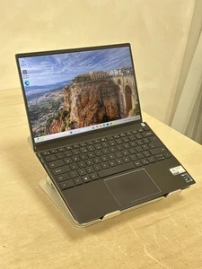 Dell Vostro 5310 13" (2021) i5-11300H 8GB/256GB - Picture 1 of 7