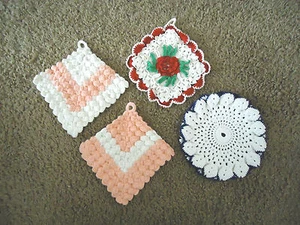 Set of 4 Crochet Doilies/Hot Pads - Picture 1 of 7