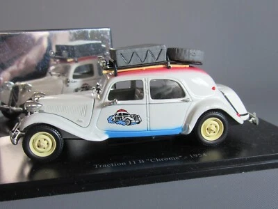 A590 ATLAS 17 CITROËN TRACTION 11 BL CROMO TOUR DEL MONDO 1954 1:43 + BASE - Immagine 1 di 4