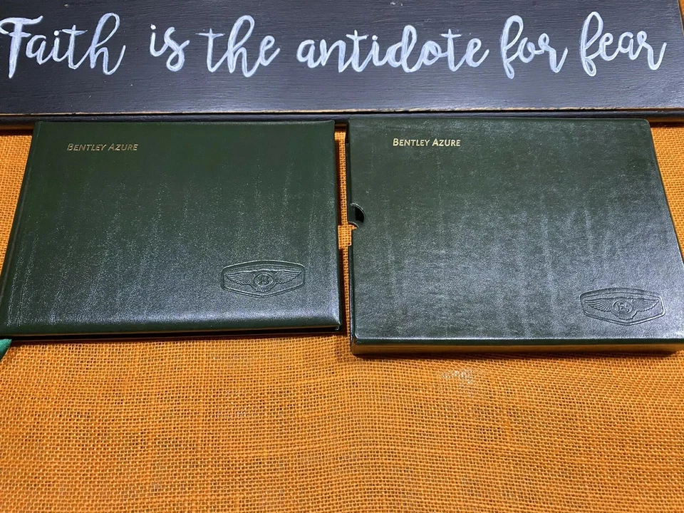 ⭕️ 2001 2002 2000 BENTLEY ЛАЗУРНЫЙ ВЛАДЕЛЬЦЕВ РУКОВОДСТВО + ЧЕХОЛ 09/00 БЫСТРАЯ ДОСТАВКА (ПОЧТИ КАК НОВЫЙ) - Изображение 1 из 4