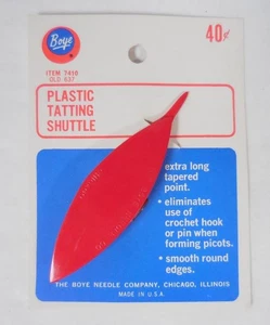 Boye Red Plastic Tatting Shuttle #7410, New on Card - Picture 1 of 5