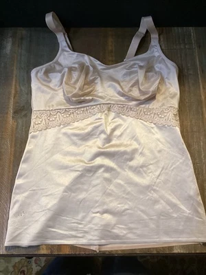 Camisola de encaje color tostado/beige con cinta rubí estilo 3024 talla 40 Foto 1 de 4