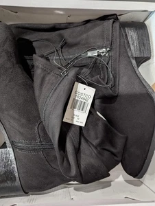 Kenneth Cole Women's Boots - Picture 1 of 5
