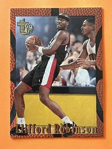 Clifford Robinson 94-95 Topps Embossed #80 Portland Trail Blazers Basketball - Picture 1 of 2
