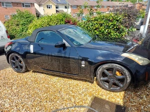 Nissan 350z Convertable. 2005. Black. Low Mileage For Year - Picture 1 of 8