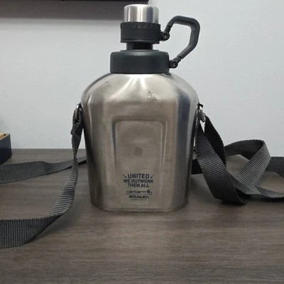 Cantimplora de acero inoxidable Carhartt/Stanley 1,1 QT/1 L Foto 1 de 4
