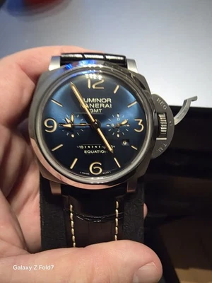 Panerai Luminor Blue Men's Watch - PAM00670 - Image 1 of 4