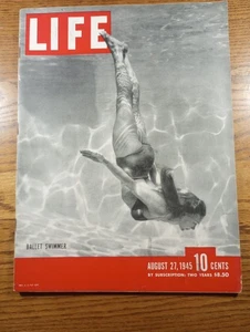 LIFE  MAGAZINE / AUGUST 27, 1945 / VICTORY CELEBRATIONS, THE WEEK WW2 ENDED - Foto 1 di 23