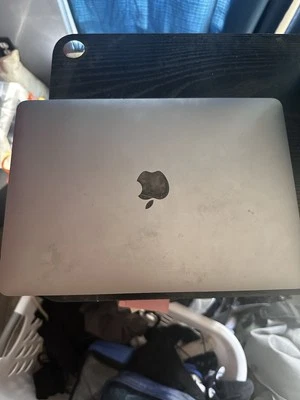 MacBook A1534 Mid 2017 Gris - PARA REPUESTOS Foto 1 de 3