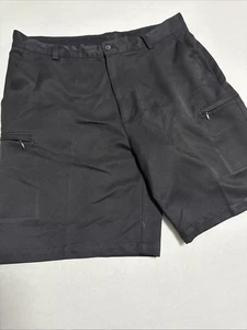 IZOD Golf Men's Size 36 Casual Shorts Flat Front Black Zip Cargo Pockets - Picture 1 of 3