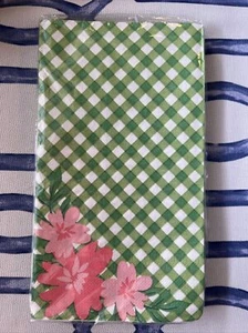 2 individual Green & White Flowers Dinner Guest Napkins decoupage - Picture 1 of 1