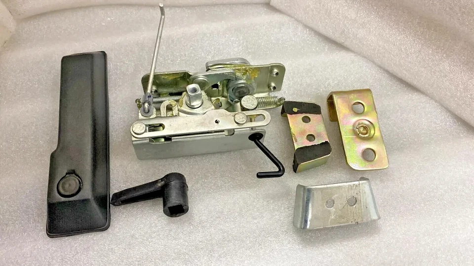 Kit y juego completo de bloqueo de puerta trasera gitana apto para Suzuki Samurai SJ410 SJ413 Foto 1 de 1