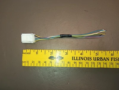 Connector 07-08 TOYOTA Tundra Sequoia TIRE PRESSURE TPM CONTROL MONITOR MODULE - Image 1 of 4