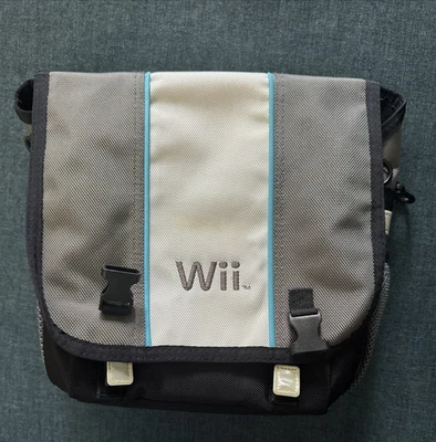 Consola Nintendo Wii Bolsa de Mensajero Almacenamiento de Viaje Estuche de Transporte ALS Industries Foto 1 de 4