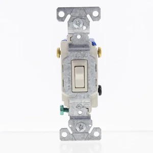 Interruptor de pared de palanca residencial Eaton Light Almond 3 vías 15A 120 V a granel 1303-7LA - Imagen 1 de 5