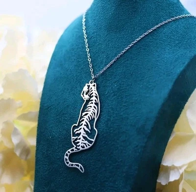 Collar Tigre Hueco Reversible Colgante Acero Inoxidable Unisex Joyería NUEVO Foto 1 de 4