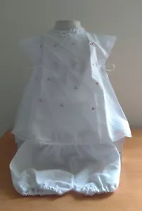 Baby Girls Lace Embroidered Dress and Diaper Set 0-3 Months Handmade New - Picture 1 of 8