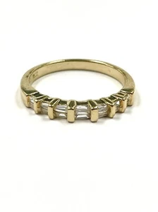 14K YELLOW GOLD BAGUETTE DIAMOND RING BAND SIZE 7.75 - Picture 1 of 5