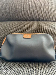 Lufthansa Amenity Kit Business Class, Tasche, Reiseutensilien, Charity - Bild 1 von 1
