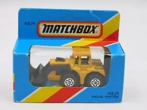 Matchbox Superfast Shovel Tractor Macau 80S MB-29 In Blue Box - Picture 1 of 3