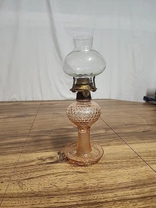 Antique Pink Bubble Glass Banner Oil Lamp - Picture 1 of 12