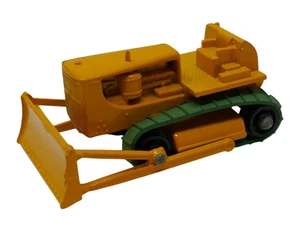 Lesney Matchbox Series No 18 Caterpillar D8 Bulldozer Diecast Made in England - Picture 1 of 7