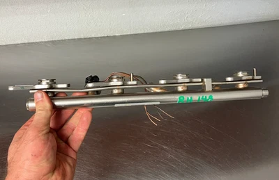 Mercedes M278 CLS550 S550 рельсовая труба впрыска топлива правая сторона датчик давления - Изображение 1 из 4