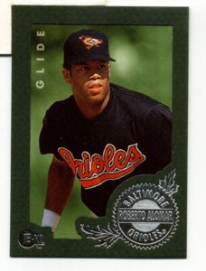 1996 Emotion-XL E-XL Card #1 Roberto Alomar - Baltimore Orioles - Hall of Fame