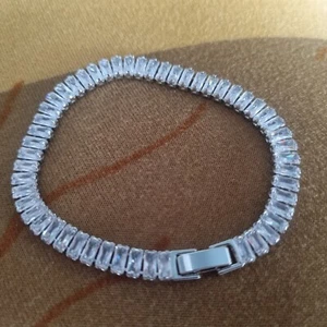 Luxury 925 Silver Fine Crystal Bracelet Fashion 18 Cm - Picture 1 of 5