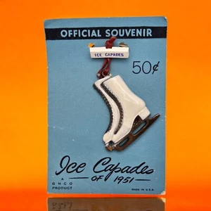 Ice Capades of 1951 Skates Pin Rare Official Souvenir Original 50C Card USA Made - Bild 1 von 6