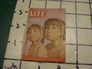Vintage mini LIFE magazine -- used to promote the magazine, 32pgs - Picture 1 of 6