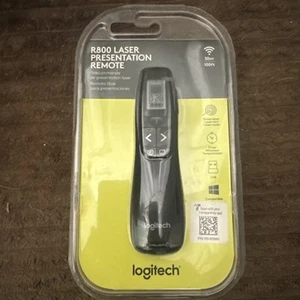 Logitech Wireless Presenter R800, Wireless Presentation Clicker Green Laser New - Photo 1/5