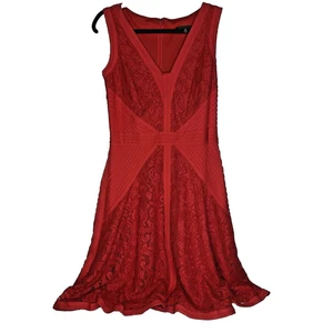 Tadashi Shoji Spitzen-Overlay Fit and Flare Cocktailkleid rot komplett gefüttert Größe 8 - Bild 1 von 11