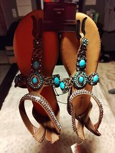 Torrid Turquoise Stone T-Strap Sandals size 10W Brown Blue Summer Sandals
