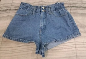 Forever 21 Women's Sz 27 High Rise Elastic Waist Jean Booty Shorts Double Button - Picture 1 of 3