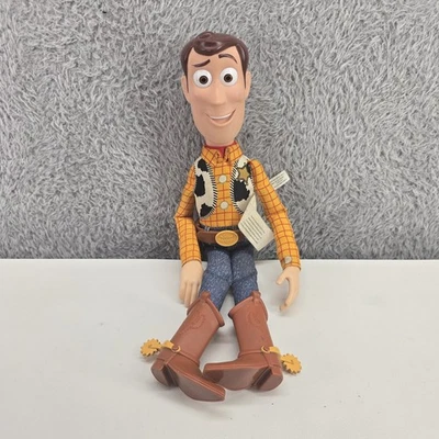 Juguetes Disney Pixar Thinkway 15" Talking Woody Toy Story Tirador Funciona Sin Sombrero Foto 1 de 4